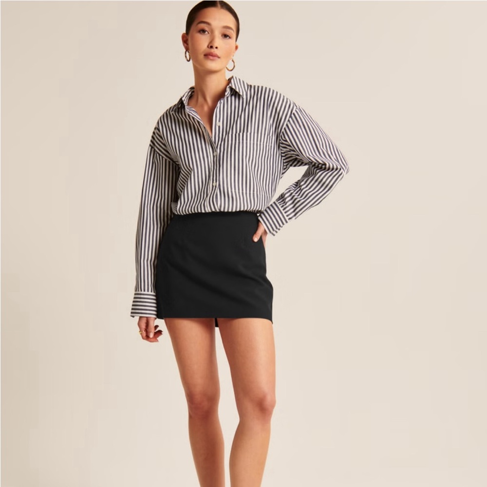 Abercrombie & Fitch Black Mini Skort
